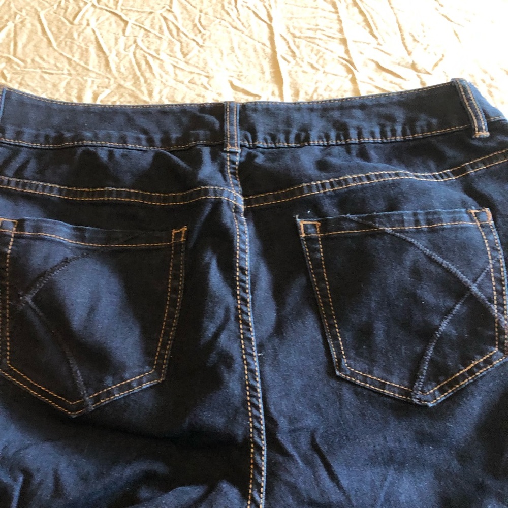 Jeans - Picture 5 of 5